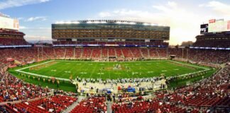 When is the Super Bowl 2025 and How to Watch It: Complete Guide nfl stadium field full with crowd watching the game during daytime